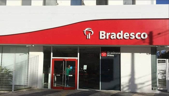 jovens aprendizes banco Bradesco