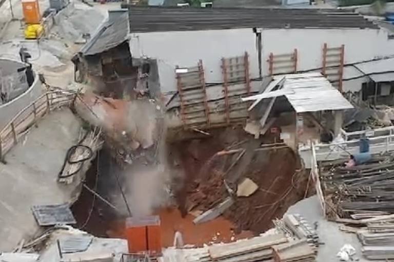 Desabamento em Obras da Linha 6-Laranja do Metrô de São Paulo